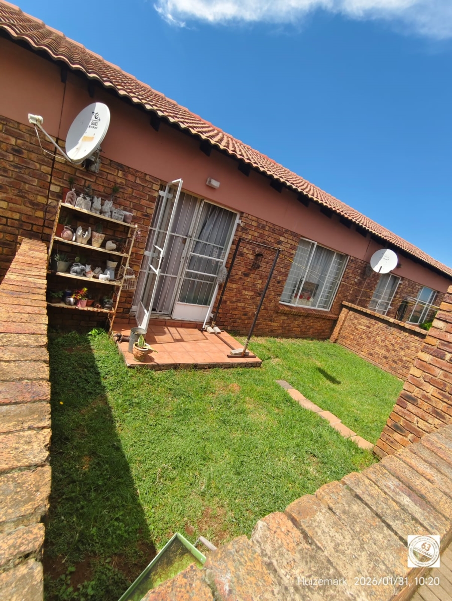 2 Bedroom Property for Sale in Vaalpark Free State